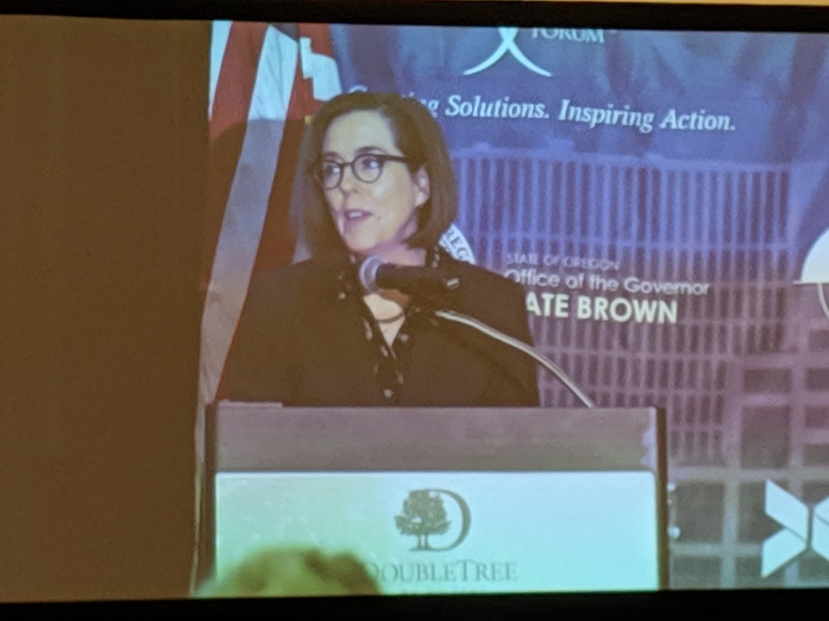 globalpathway's tweet photo. OR Gov. Kate Brown discussing her initiative, Future Ready, that closes the skills gap via ensuring high school graduation &amp; upskilling for adult workers #wpathways https://t.co/OlI2hZ7knD