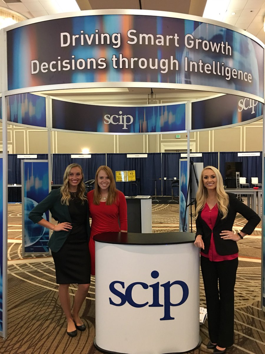 ArikJohnson's tweet photo. Showing them how it's done SCIP #SCIP2019 #CloseTheDistance #G2AF efrickelton emilyapillar laurenthkenny https://t.co/BZtoXiXxIg