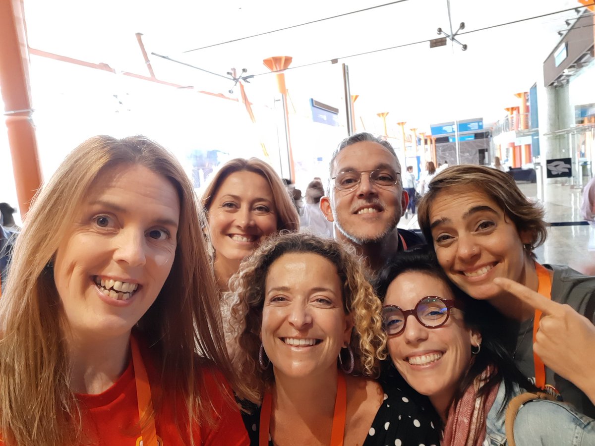 Espemartn7's tweet photo. Pues a tope d #siaperos
Con los Baleares y su mantra d #siapmenorca y la crack valenciana q lo dio todo en #siapvalencia
Esto es un no parar d gente GUAPA!🥰 con @munozseco
#hazteunselFYC https://t.co/wCLMZmXItY