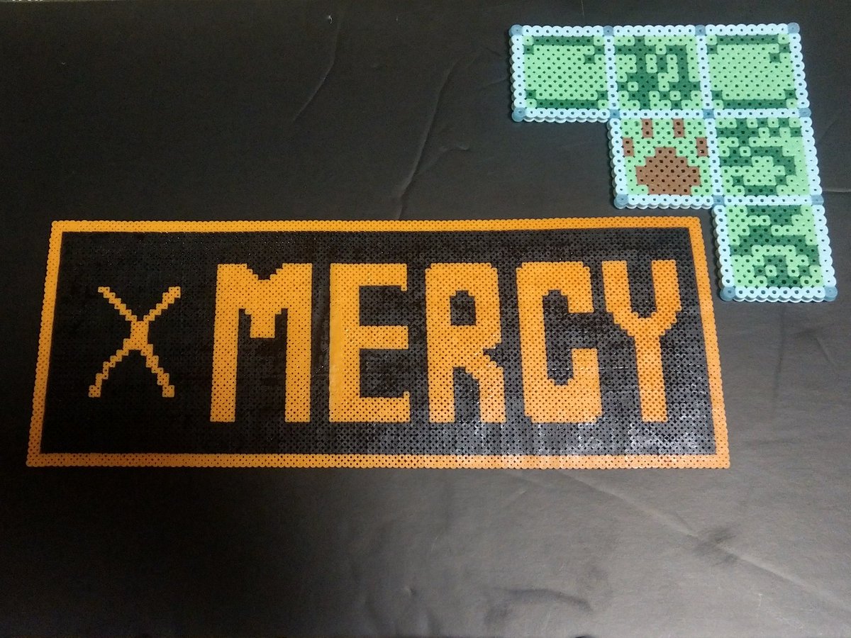 Undertaleより、モンスターを見逃すボタン作りました。誰かに見逃してほしい時には、これ見せたら察してくれるのかもしれません(・・;)
#Undertale
#アイロンビーズ
#ナノビーズ