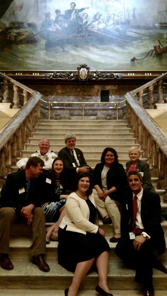 ceciliaclavet's tweet image. A year ago, Members of Congress, staff, administration and agency, and diverse partners gathered in the US Capitol to celebrate the #FireFix !! Here are a few of us. Ahead, we need to focus on investing in forests health!