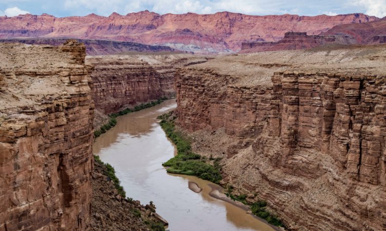 savingcolorado1's tweet photo. The Colorado River flows through seven U.S. states~Wyoming, Colorado, Utah, New Mexico, Nevada, Arizona and California🌎 the mine spills from mines in Colorado have polluted the river ruining it for everyone. We need to make a change! #savetherivers #coloradoriver https://t.co/Qfs7mTY6KN