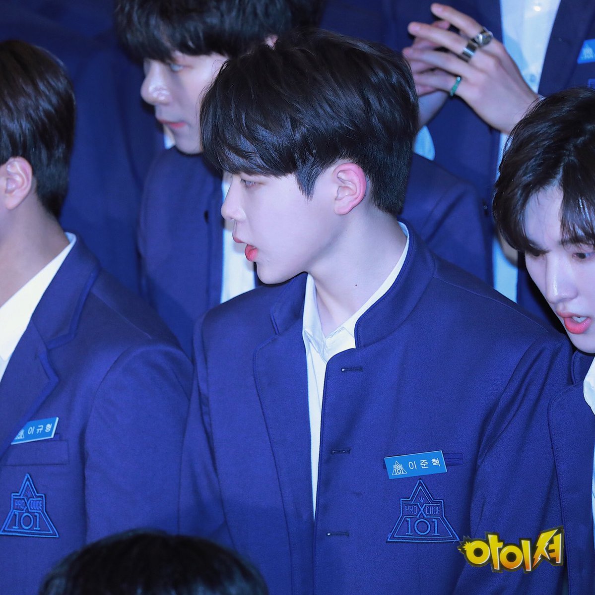 junhyuk_archive's tweet photo. [ 190423 ] BLUE CARPET CEREMONY || 블루카펫 세레모니
©아이셔 `` sourcandyX101

#이준혁 » #LeeJunhyuk
#프로듀스X101 #PRODUCEX101
#DSP미디어 #DSPmedia https://t.co/DHYIc5ywaz