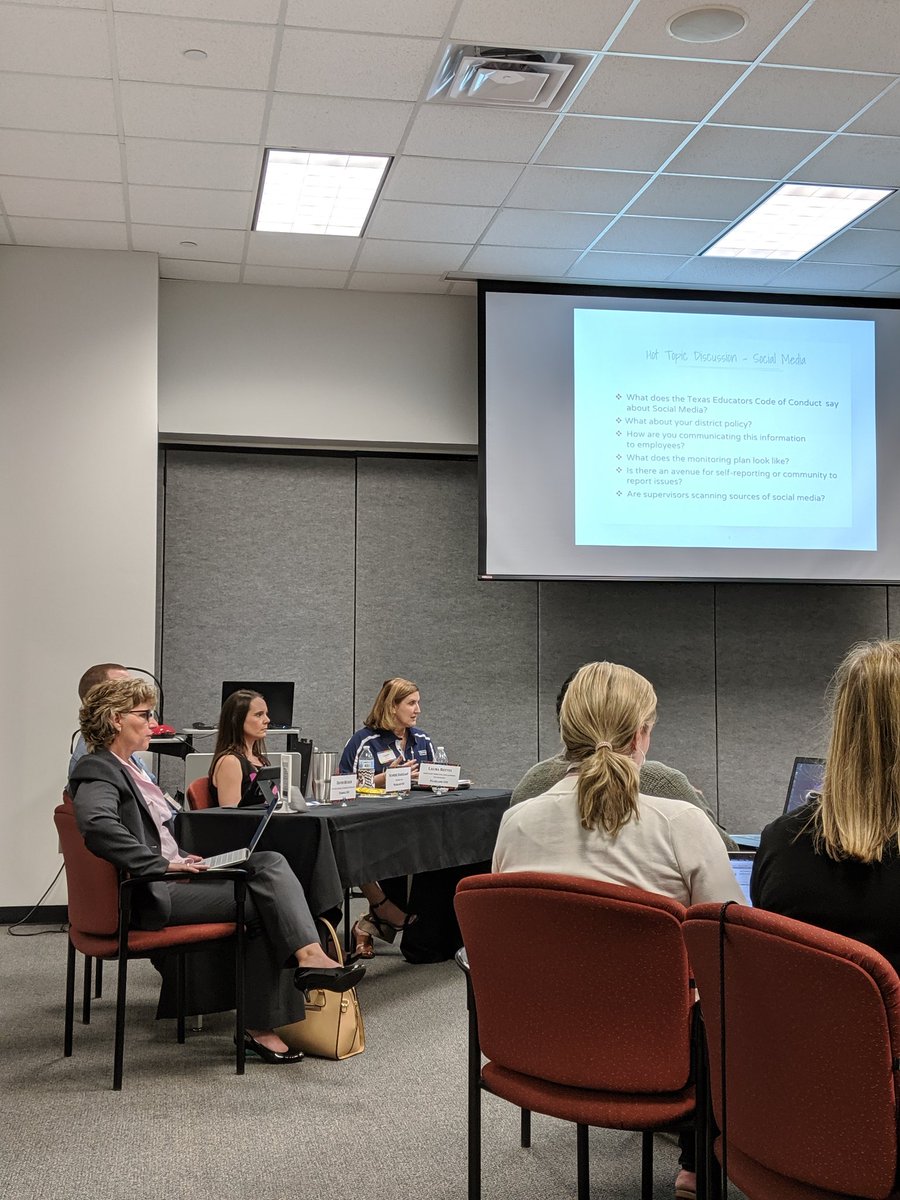 LittlesLiu's tweet image. Discussing ethical issues in technology with @techchick_LnR @pearlandhr @docstang64 @MrDavidBecker @teccses #TECCSES