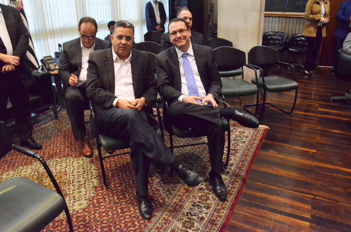 gilmacisantos10's tweet photo. Participei da conversa que os deputados estaduais tiveram hoje com João Dória. O governador tem cumprido a agenda que disse que faria ao Legislativo mensalmente. #saopaulo #republicanos #joaodoria #avanteprb @AssembleiaSP #alesp #saopaulo @ZimbaldiRafa https://t.co/q3PybIDehR