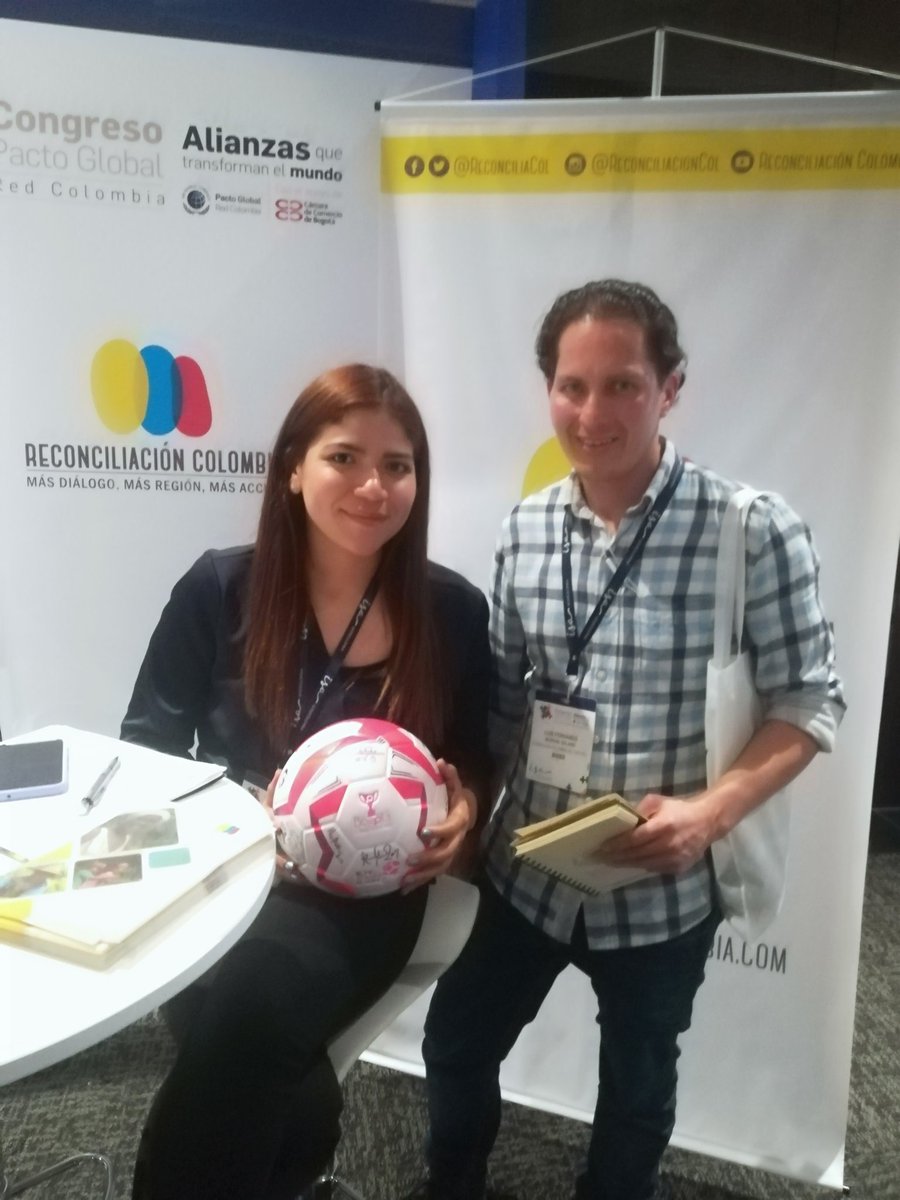 EnQueAndaJavier's tweet photo. Presentes en el Congreso @pactocolombia buscando alianzas para fortalecer nuestro proyecto de @funcolpi que utiliza el #PoderDelFutbol como herramienta de transformación social y equidad de Genero @Corresponsables @ReconciliaCol @camaracomerbog @CINUBogota https://t.co/BTlxSGw109