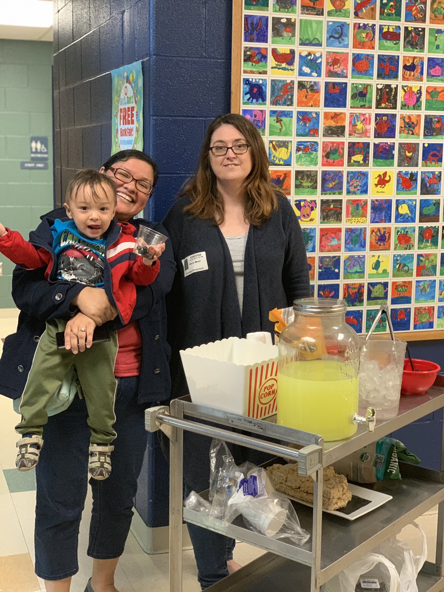 readkates's tweet photo. Our Parents At Chouteau group is so sweet! Literally! They came around and brought teachers and staff some fancy fruit lemonade and sweet and salty snacks! I personally loved the rice crispie treats...my fav π
#CTPAC #learningwithdragons @ChouteauSchool https://t.co/8y5DDMPPf0
