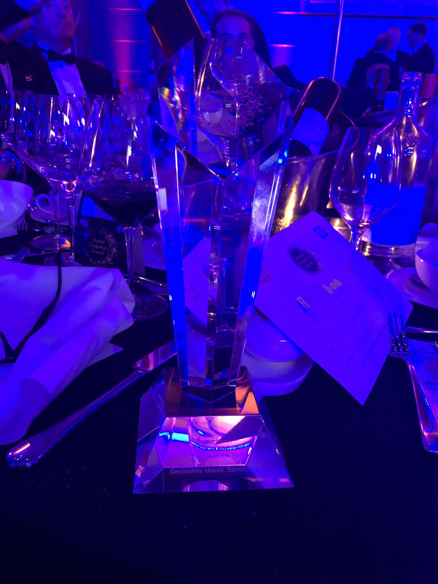 Absolutely delighted to have won TOYOTA Bodyshop of the year 2019!!😁