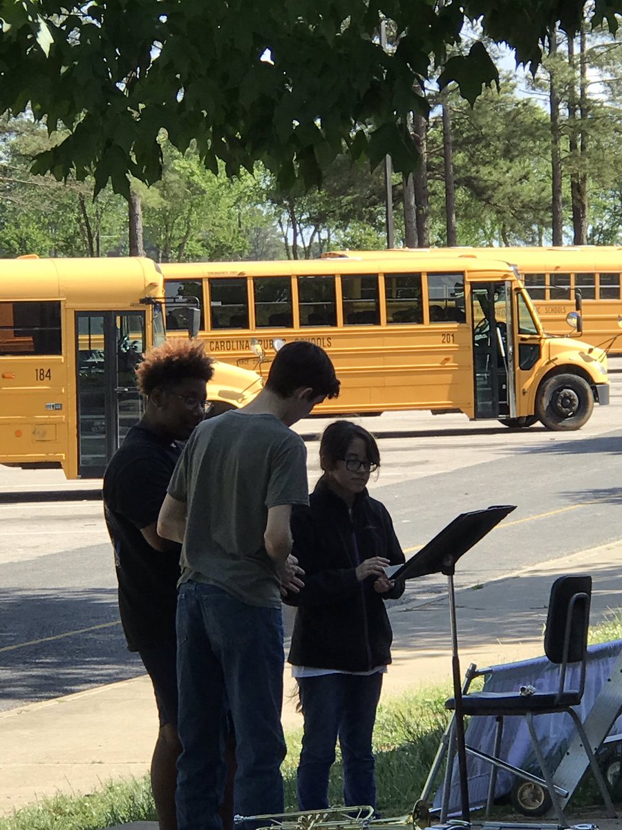 ArtsVcs's tweet photo. Spring Band Camp day 1...VCS middle and high school band members working together and building their future with the Viper Band!!  @VanceCoSchools @VanceCountyHS @VanceCountyMS @StemEHS https://t.co/PLkdbOccif