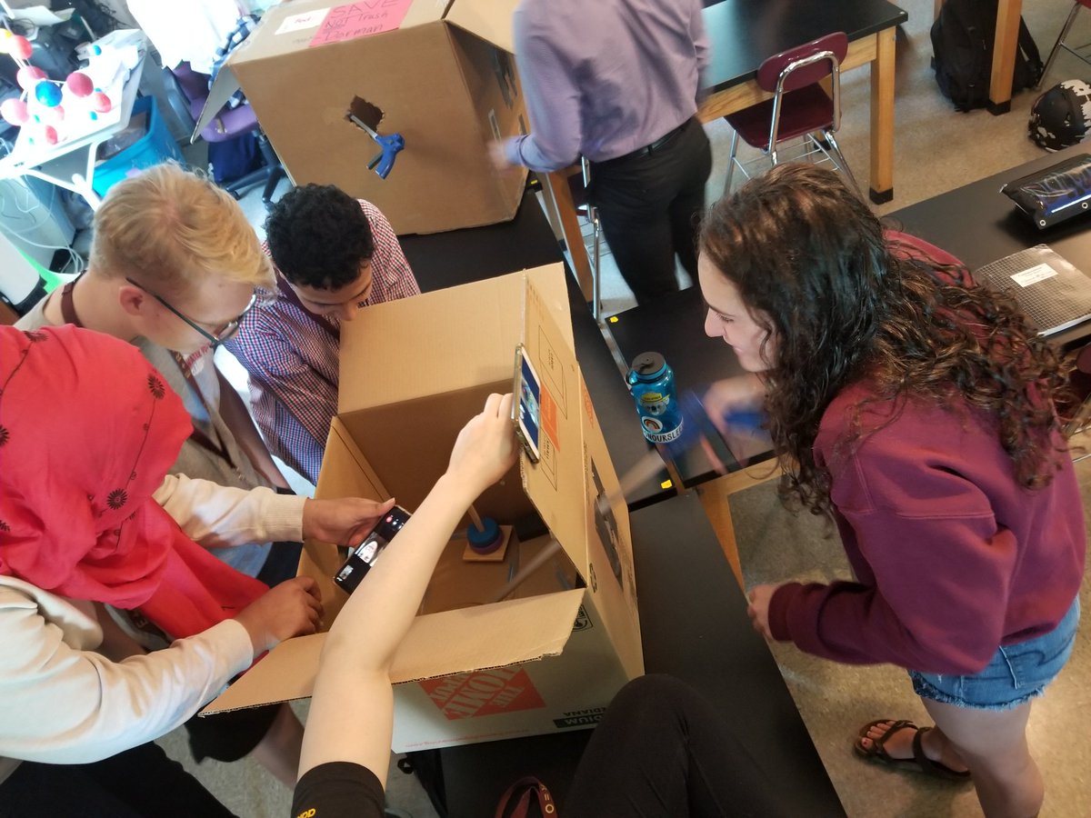 dorman_napls's tweet photo. Future surgeons. It all starts here... #NAHSEaglePride #NAHSEagleWay https://t.co/8tnyFABFRe