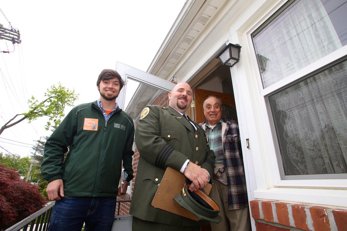 NYCSanitation's tweet image. Today #InQueens DSNY Acting Commissioner Steven Costas, Deputy Commissioner Bridget Anderson and Chief Edward Grayson, took part in door-to-door resident outreach, to encourage NYers to #MakeCompostNotTrash! Sign up for a volunteer opportunity: on.nyc.gov/30brzdQ