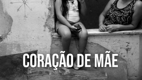 🎬 Agora disponível: 
Coração de Mãe é um pequeno registro singular e imperdível da vida de 8 moradores da ocupação Edith Stein na Lapa, Rio de Janeiro 

libreflix.org/i/coracao-de-m…