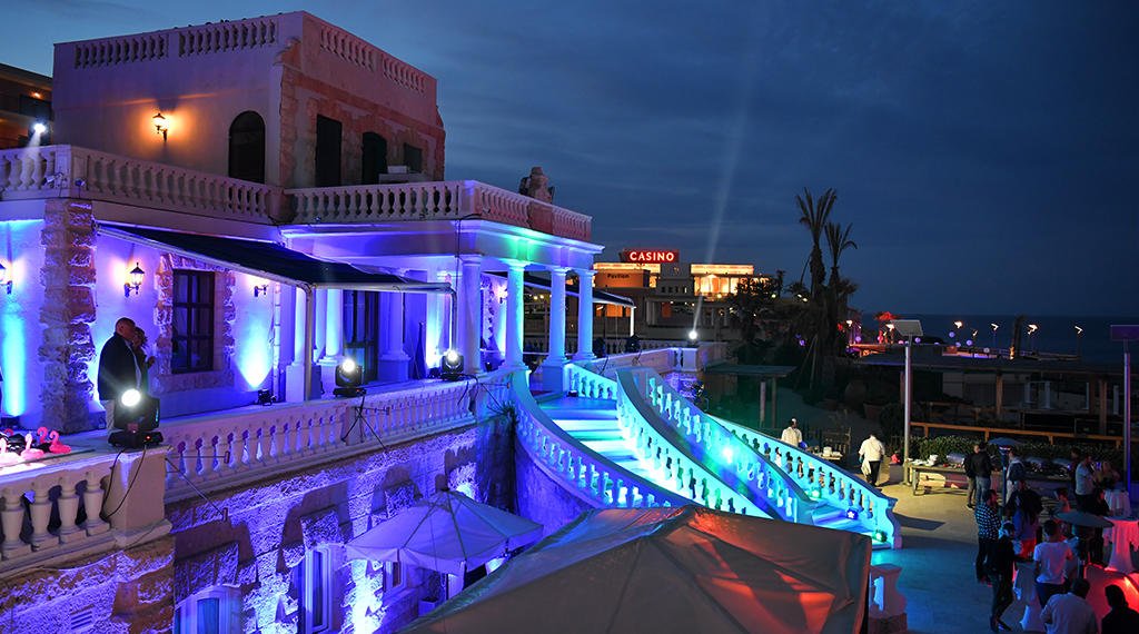 The Maltese sun has finally set 🌆 giving us the perfect ambiance to accompany cool neon hues at our summer client party this evening. 

#Microgaming #summer #client #event #Malta #iGaming