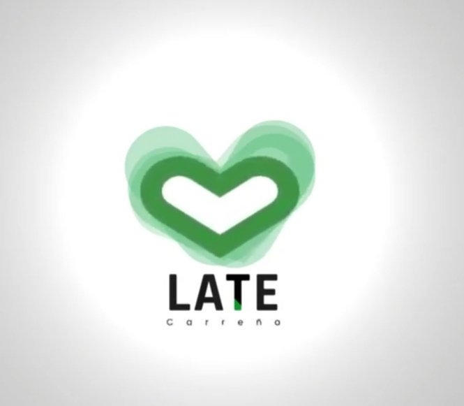AnaAlvarezRoz's tweet photo. En los #XIIPremiosMarkeringAsturias  de @MktgAsturias Hoy un poco de este corazón late también en nosotros @pablomaniana @LimOutCreative #LateCarreño finalista mejor iniciativa de #marketingpúblico 👏👏👏#AytoCarreño https://t.co/94T3WHw0ib