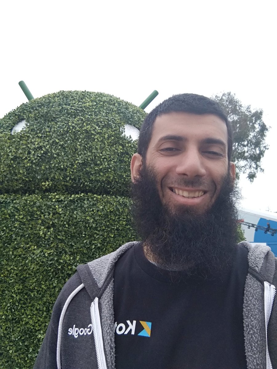 dr_Shady_Selim's tweet photo. @Android #Google from outside and #Kotlin from inside
#kotlinfirst #KotlinEverywhere #io19 #GDGMENA https://t.co/oJ0JOFTNAh