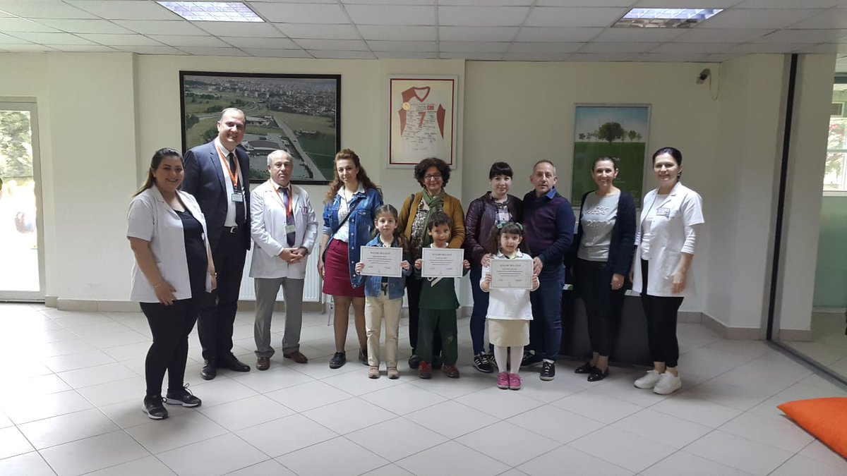 ilhan tunalı (@ilhntunali) on Twitter photo Aydın Doğa İlkokulu 1.sınıf öğrencileri Sercan Öncü,Doğa Tunalı ve Beste Yorulmaz bugün gerçekleştirdikleri koridor konseri ile ailelerine büyük bir gurur yaşattılar.
<a href="/AliRizaLule/">Ali Rıza Lüle</a> <a href="/KvancBarlas/">Kıvanç Barlas 🇹🇷</a> @SanemBH <a href="/Sedaahan8/">Seda Şahan</a> <a href="/SedaErd03459078/">Seda Erdogan</a> @AydinDogaKoleji Aydın Doğa İlkokulu 1.sınıf öğrencileri Sercan Öncü,Doğa Tunalı ve Beste Yorulmaz bugün gerçekleştirdikleri koridor konseri ile ailelerine büyük bir gurur yaşattılar.
<a href="/AliRizaLule/">Ali Rıza Lüle</a> <a href="/KvancBarlas/">Kıvanç Barlas 🇹🇷</a> @SanemBH <a href="/Sedaahan8/">Seda Şahan</a> <a href="/SedaErd03459078/">Seda Erdogan</a> @AydinDogaKoleji