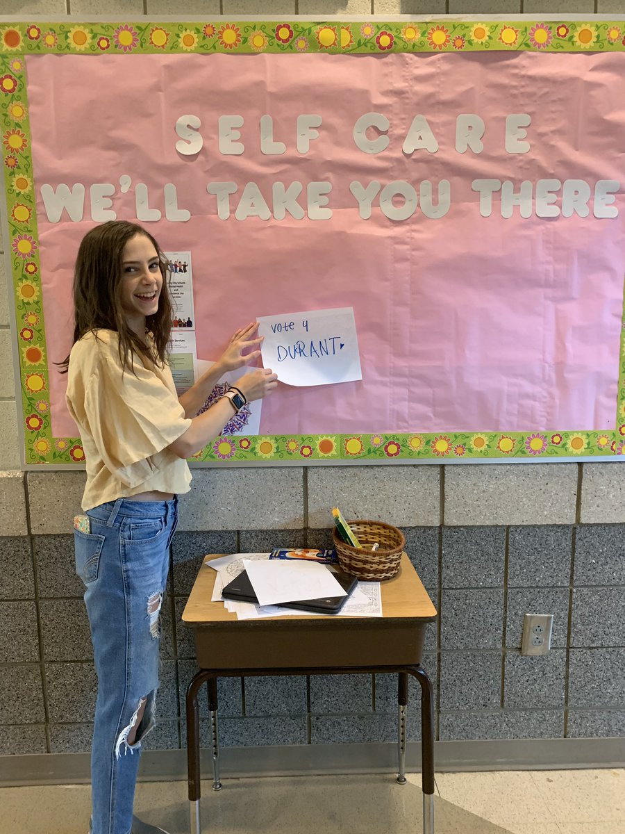 Durant4pres's tweet photo. look at our presidential candidate involving herself in some self care!! so good for your mental health!! https://t.co/IpJ2686VwB