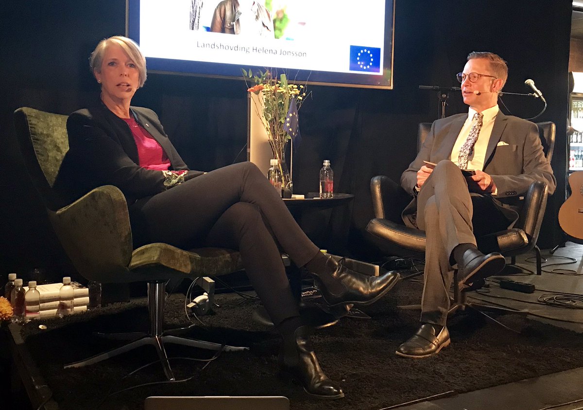 Ikväll är landshövding <a href="/HelenaJonsson4/">Helena Jonsson</a> första gäst på #kvällsmackan i Vetlanda. Intervjuad om rollen som landshövding, brexit, framtiden och mycket annat.