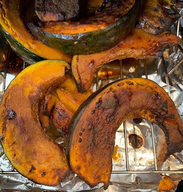 MultivoreF's tweet photo. We’ve been loving making kabocha squash with a sprinkle of cinnamon and honey powder in our air fryer for 15 minutes on the French fry setting! It’s one of our new favorite snacks 😋
•
•
•
•
•
#healthyfood #healthyeating #healthylife #cleaneating #healthylifestyle #fitfoo… https://t.co/Z74O0bryvh