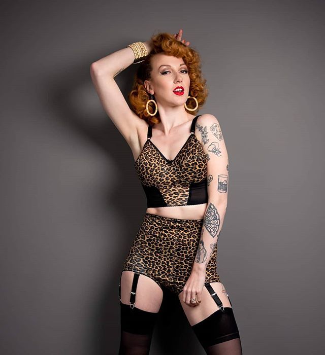 RevivalLingerie's tweet photo. BRAND NEW leopard print longline bra now listed on our website 💕
129 - Leopard print longline bra £30
059 - high waist girdle with detachable straps £20 
Use discount code welcome15 to get 15% off your first order 😉
.
.
.
Fee UK postage 
Made in UK 🇬… https://t.co/PTf40BX5qF https://t.co/aFFS8DoxCe
