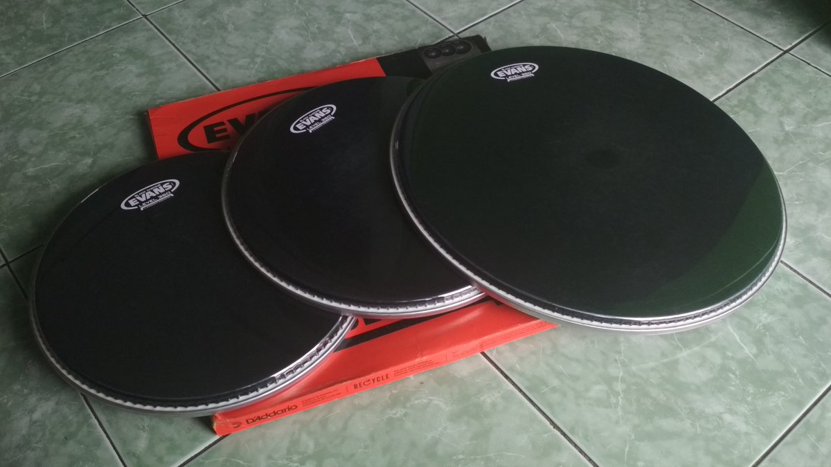 #WTS Evans Black chrome pack 12" 13" 16". second. Duren jaya, Bekasi timur. Wa 085770609321.  <a href="/DrumBagus/">@DrumBagus</a>
