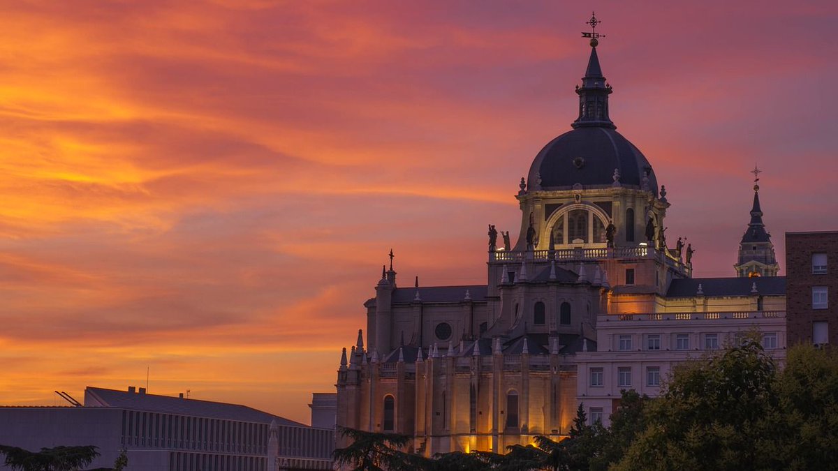 mikefranktc957's tweet photo. Madrid - the Spanish capital in the spotlight this week thanks to the #ChampionsLeague final coming up! One of the most beautiful cities in Europe in my opinion! #championsleaguefinal #tcexperience #holidays #perfectvacation #personaltravelagent #travelcounsellors #seetheworld https://t.co/8ooTYfr2Ju