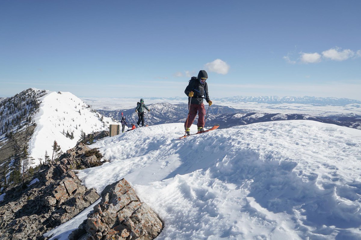 sparkrandd's tweet image. A Day in the Field with the Gallatin National Forest Avalanche Center. Check out the article on the Spark blog! @AvalancheGuys

sparkrandd.com/2019/05/in-the…

#sparkrandd #splitboarding #splitboard