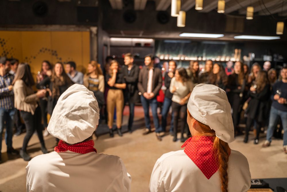 New case study on our website about a very fun cooking team building event! Check it out here: buff.ly/2DZLVNN #cookingevent #teambuilding #funevents #preludeevents #eventarchitects