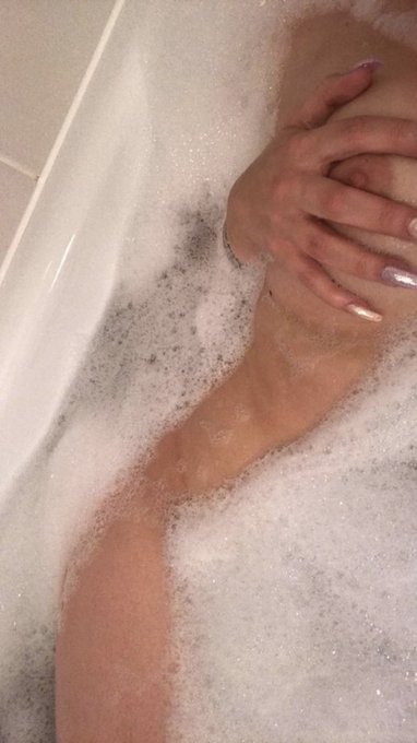 Guys you better go show my Yorkshire pocket rocket Eva some love her content will make you cum over and<a href="/tag/findom"class="tags"><span>#findom</span></a><a href="/tag/financialdomination"class="tags"><span>#financialdomination</span></a><a href="/tag/paypig"class="tags"><span>#paypig</span></a><a href="/tag/paypiggy"class="tags"><span>#paypiggy</span></a>