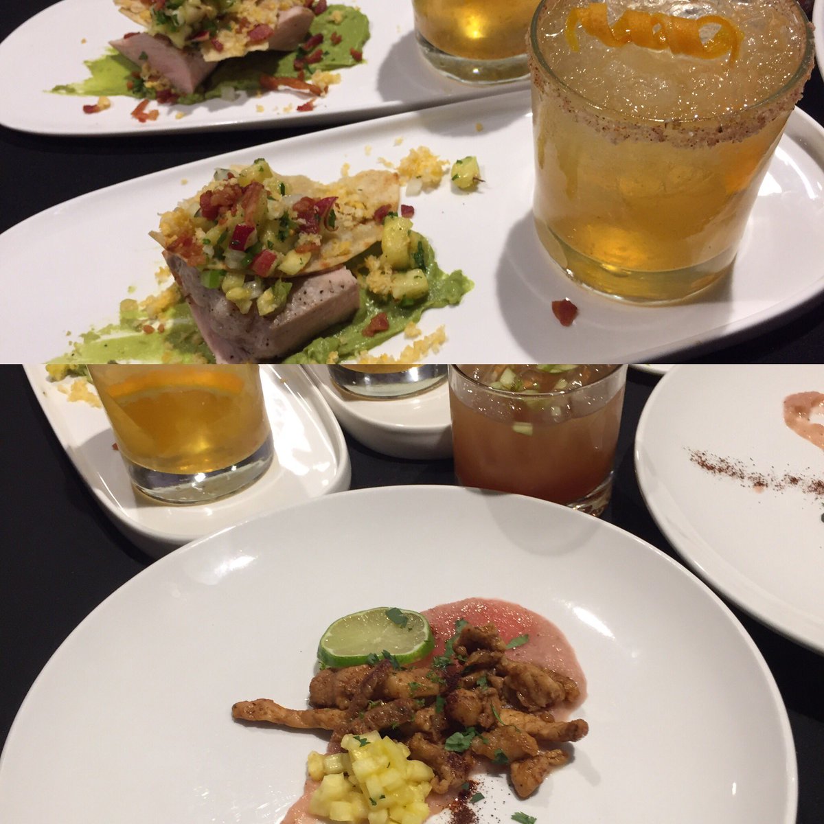 Can you pick the winning Sip &amp; Bite Dish? 5 fantastic chefs stepped in to the ring in <a href="/DowntownGB/">Downtown Green Bay</a> for this classic battle but only 1 chef can win the judges choice @ #CulinaryFightClub!
All the chef's had to use &amp; infuse <a href="/samueladamsbeer/">Samuel Adams Beer</a> in their final dishes.
📷: <a href="/ant_kneee/">Anthony Martorina</a>