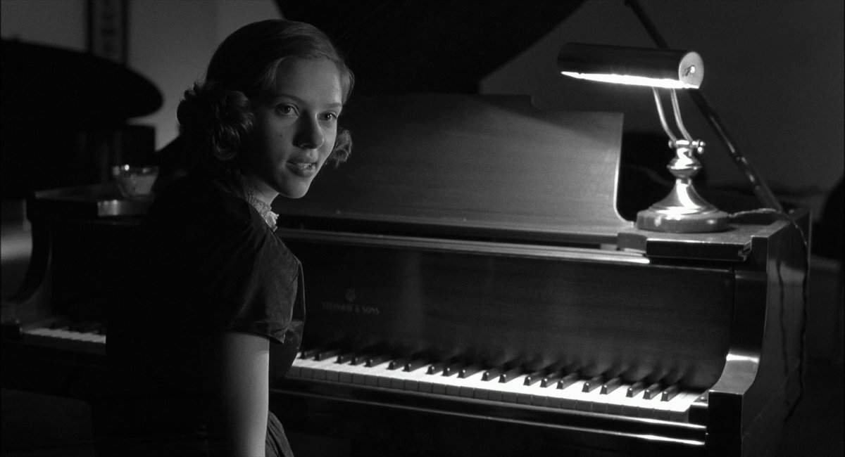 Человек которого там не было. Человек которого там не было. Фото где справедливость. Человек которого там не было. Человек которого там не было.