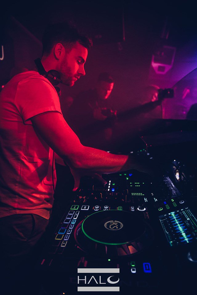 denon_dj's tweet image. @KeanuSilvaMusic killed it at Halo Club in Hamburg! #primetribe #primetime #sc5000 #x1800