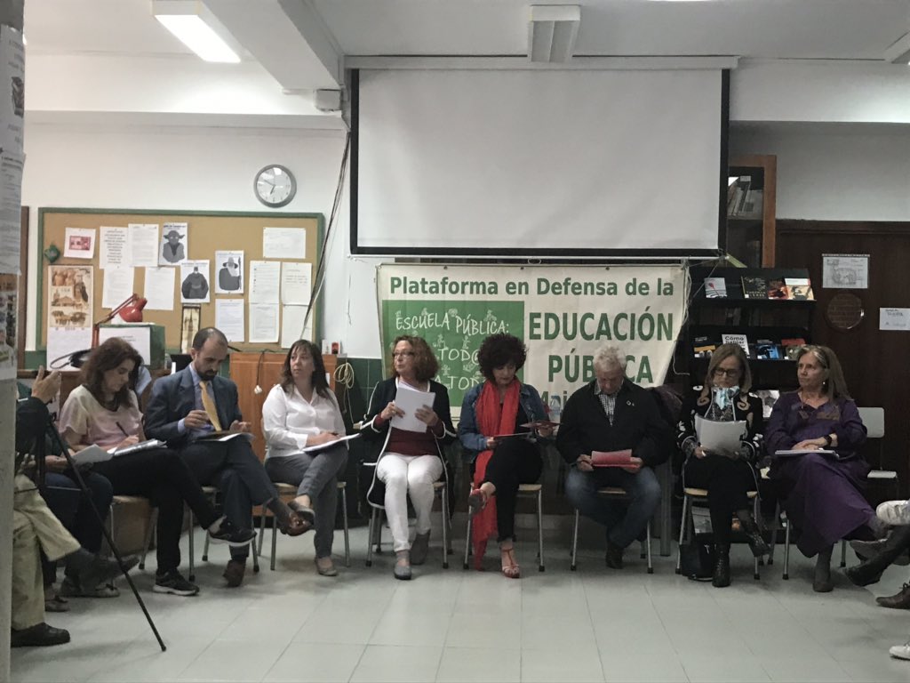 aytoPSOEmjd's tweet photo. Queremos agradecer a @EPMajadahonda por la organización de este debate. Los vecinos y vecinas de #Majadahonda deben conocer las propuestas municipales en materia educativa de mano de sus candidatos. Gracias.
#FortDebateEP https://t.co/CdxLC1rSbA