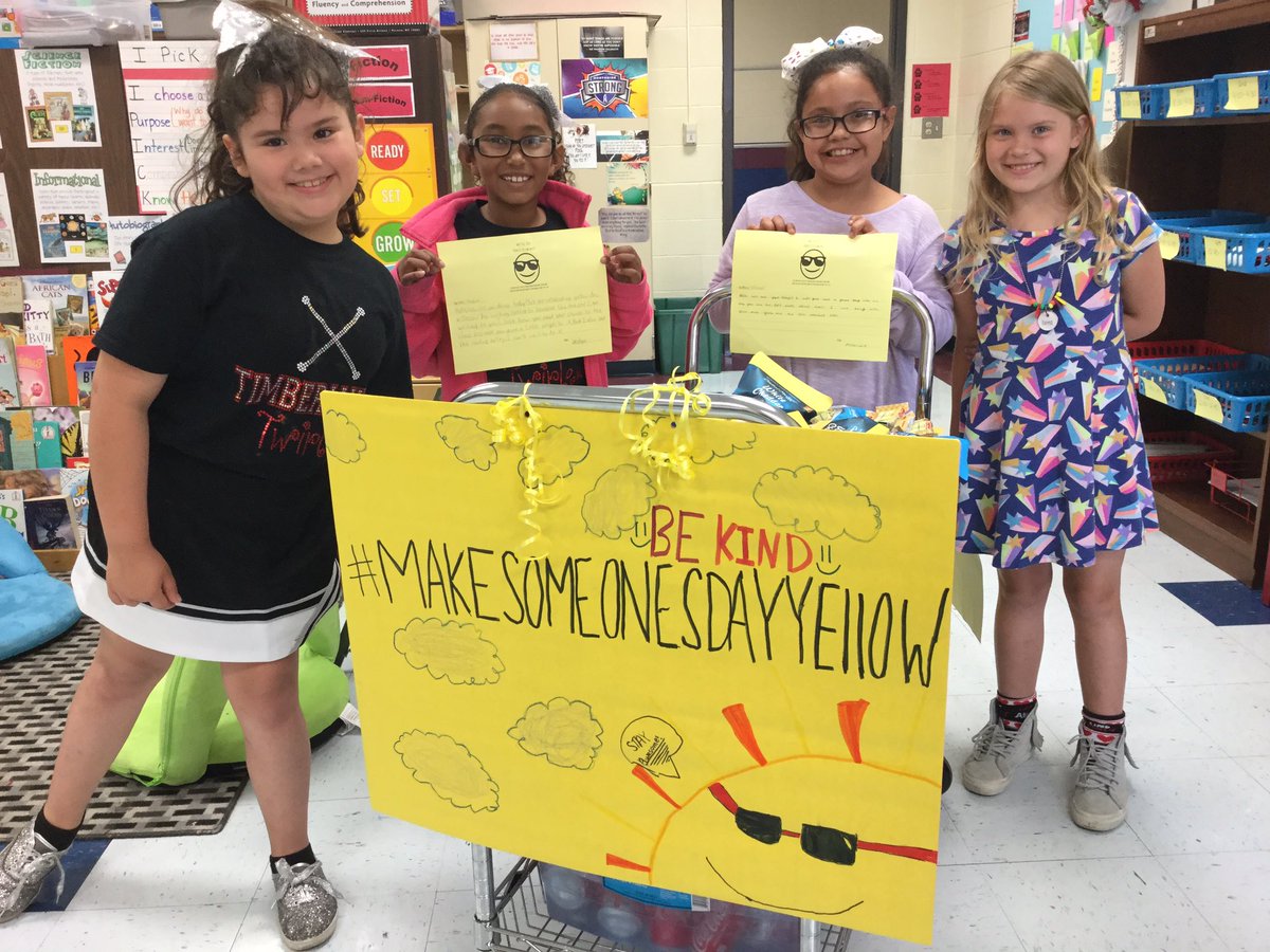 rossaries3's tweet photo. Thank you! Mrs.Luis class rocks kindness!
#MakeSomeonesDayYellow 
@2ndgrsuperheros 
@NISDTimberwilde https://t.co/stDMIevXFu