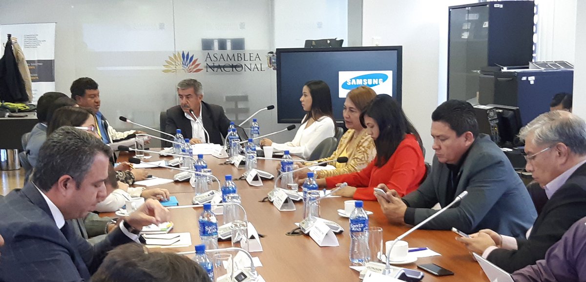 Comisión Gobiernos Autónomos tweet media