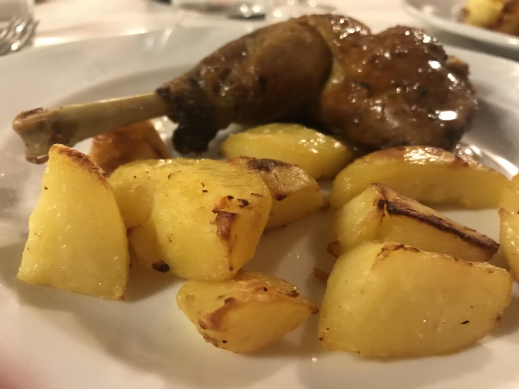 Osteria del Boccondivino “Tradizione Langarola” dandynfood.com/2019/05/09/ost…