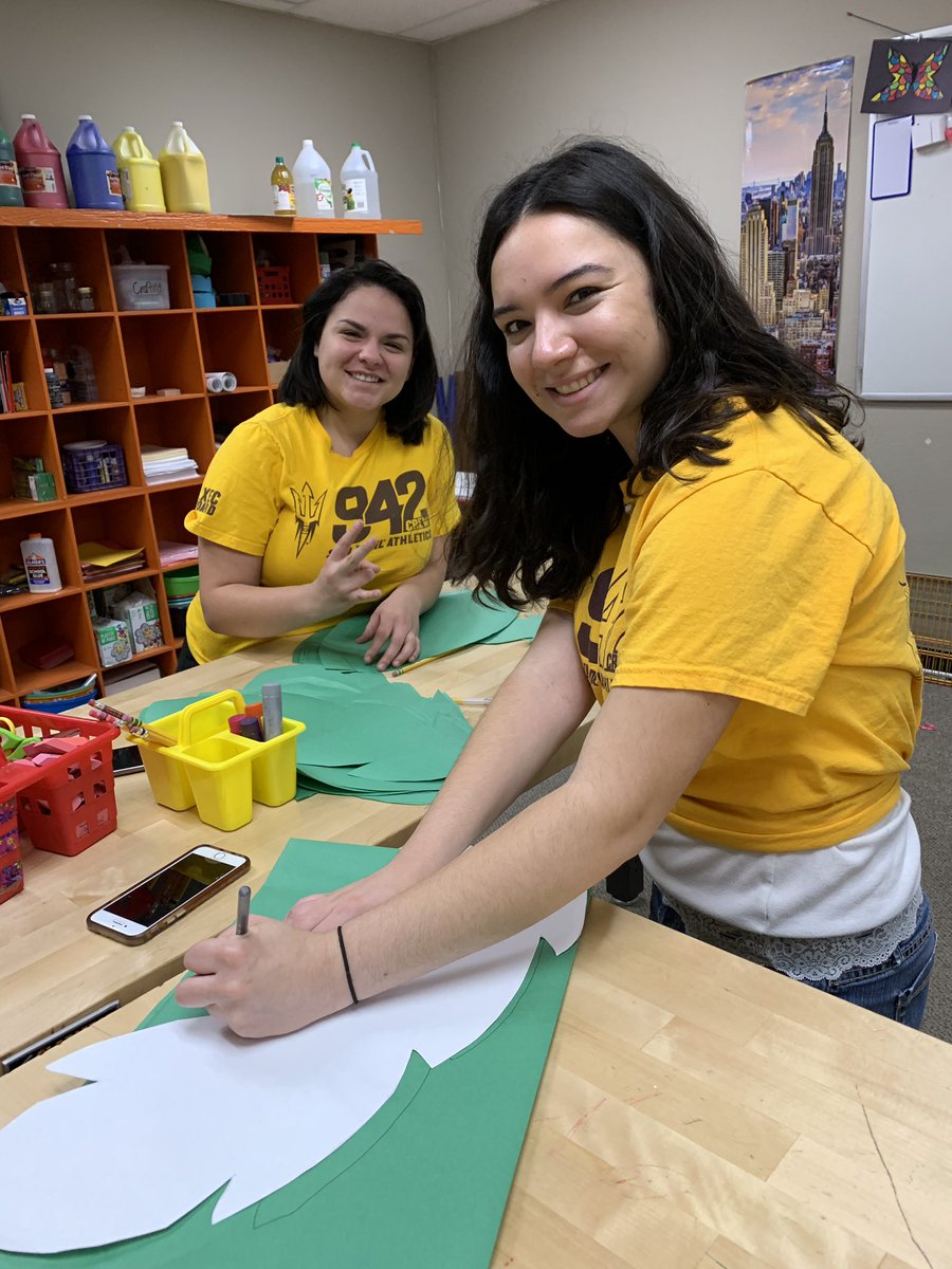 942Crew's tweet photo. Spent our Thursday morning volunteering at the Boys and Girls Club Tri-City West in Avondale! #SunDevilCaravan https://t.co/L2trj6XiVX