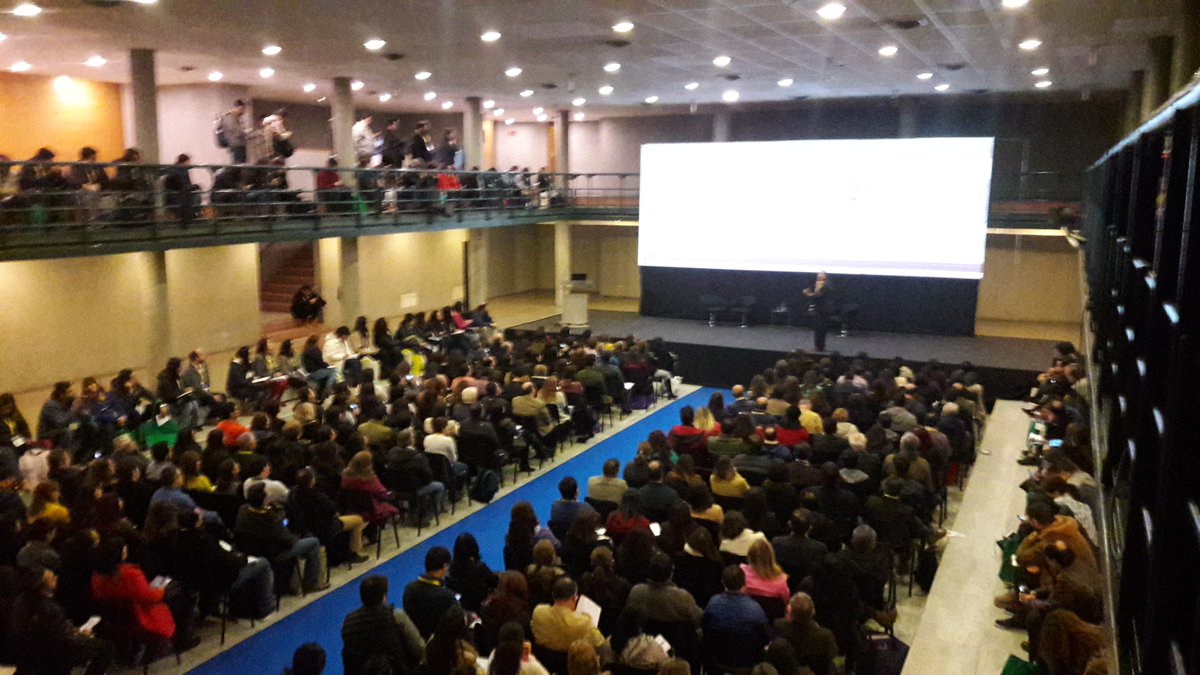 BenditaAprendiz's tweet photo. En #ExpoFemer y las charlas de la mañana ... https://t.co/Gm8CvG3oDL