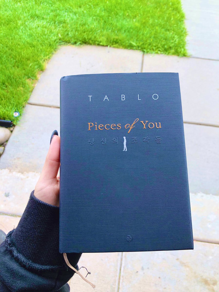 cyphered_'s tweet photo. Look @blobyblo, my brother got me this as my graduation gift :”)
So excited to read it!
#PiecesOfYou
#당신의조각들 https://t.co/iCZtl1voAn