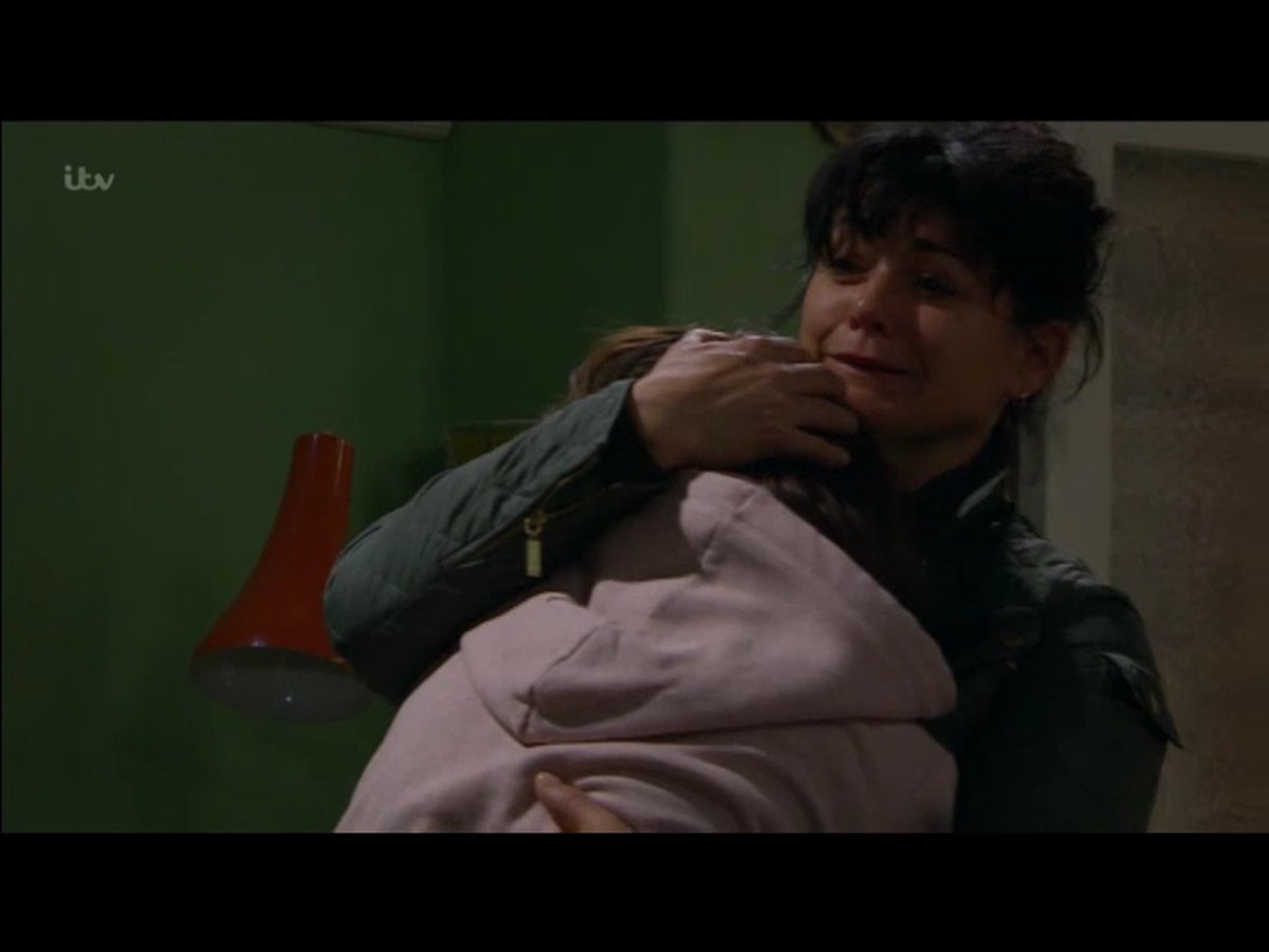 Ishipvanity's tweet photo. I defy anyone to not be deeply moved by that scene, the tender moment with Moira not backing down in her support, Victoria outpouring of emotion starts her long journey to get the right Support! #Emmerdale https://t.co/JFnEf9R25q