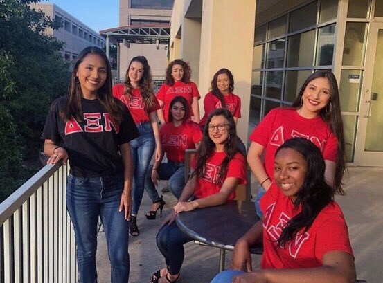 utsamgc's tweet photo. MGC would like to welcome the newest member of Delta Xi Nu Sorority, Cecilia “Resilience” Gómez Ayala, from Nu Class
! ❤️🍯🤞🏽 #UTSA #UTSAmgc #utsagogreek #utsagreeklife #utsa23 https://t.co/9eWPxPKrd9