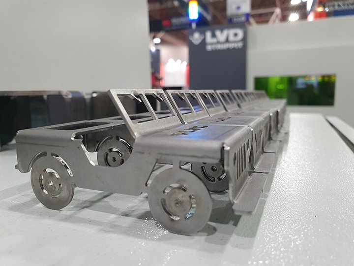 LVDStrippit's tweet photo. Last day for FABTECH Mexico! See the bending and laser cutting technology that’s driving digital transformation, booth 1220. You could go home with your very own jeep. #FabtechMexico #ToolCell https://t.co/okQGomGTdu