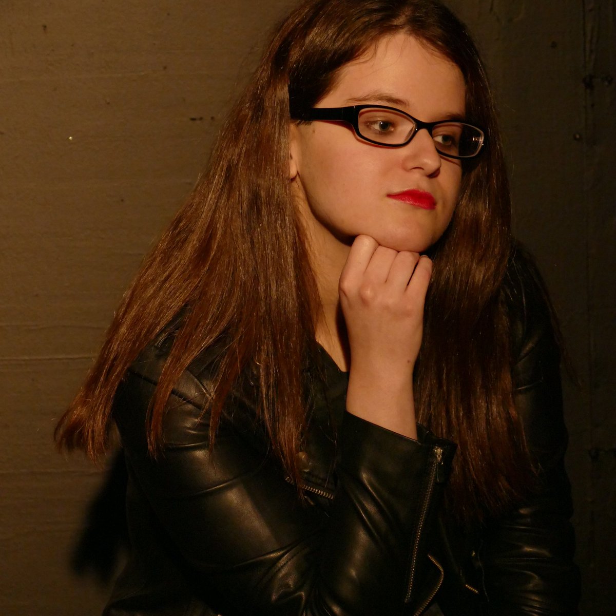 ridethemusical's tweet photo. Meet Jess, the 22 year-old daughter of Stockton. Her dreams always seem just a bit out of her reach, but she’s a fighter and doesn’t back down when challenged. She also has a secret. Find out 
what it is on May 31 when Ride opens at the @overtimetheater #ridethemusical #satx https://t.co/9oLGnMqUCF