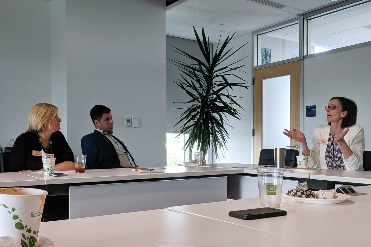 Dean Toddi Steelman shared her insight on environmental leadership and her journey from ice road trucker to Nicholas School dean. This inspired students to share their own journeys and what they see as critical issues in the environmental sector today.