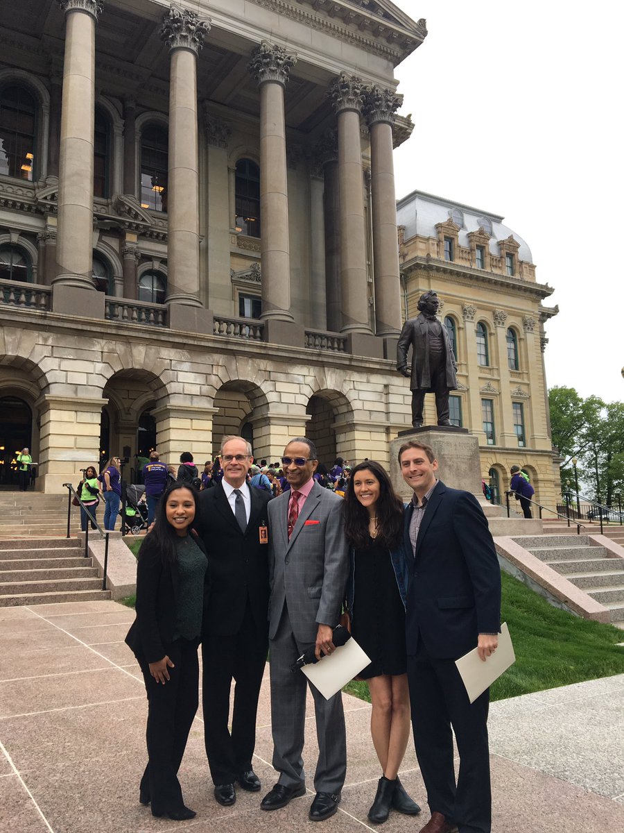 ohdschicago's tweet photo. Excited to be in Springfield today with leaders from @faithinplace, @CatholicConfIL, @archchicago, @DioceseofJoliet, and more for the Environmental Lobby Day! https://t.co/yHtjTGyajx