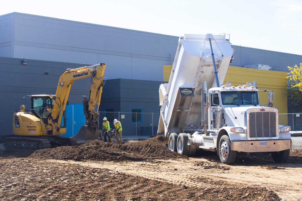 DyerEngineering's tweet image. Ground Breaking!
@diandaconstruct has begun construction on a 3-story, 20,000 SF expansion of the Mater Academy Charter School for @PositivePlace DEC is teamed up with Ethos Three Architecture to provide Civil Engineering services.