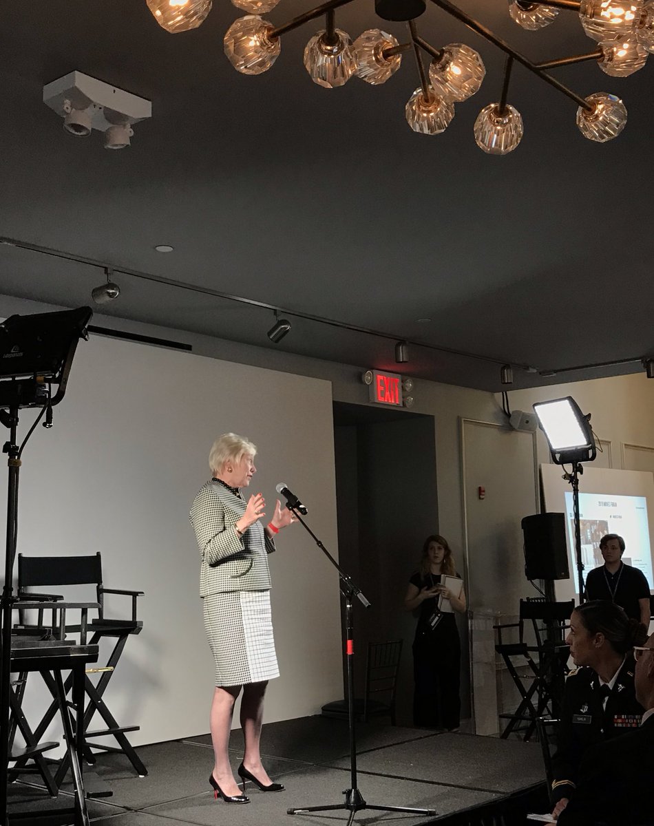 NYMoves's tweet photo. A mans work is from sun to sun and a women’s work is #never done. Very true #movesforum https://t.co/u4StQevKED