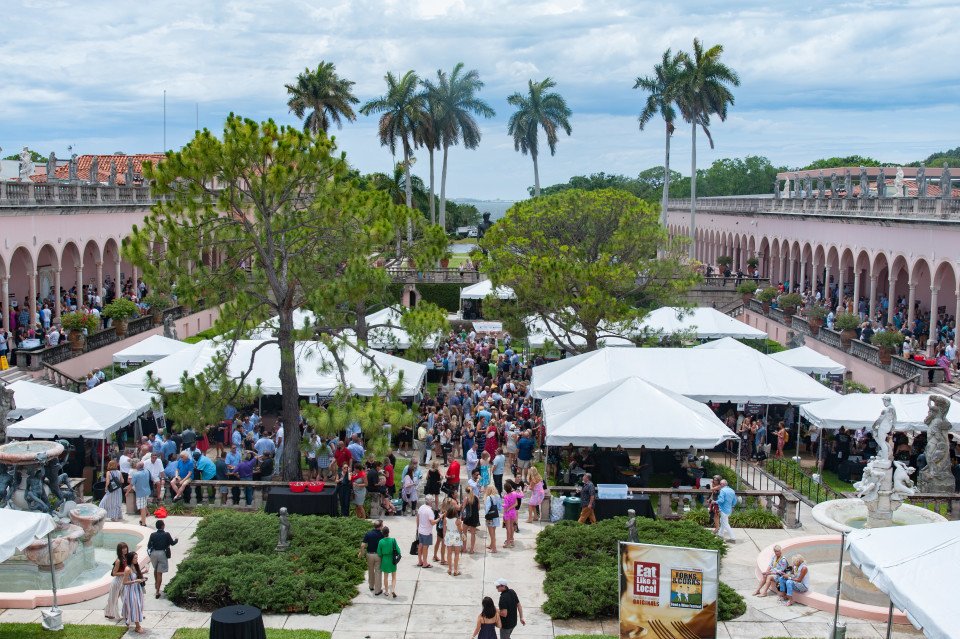 LaurieLivinLife's tweet photo. My #forksandcorks2019 blog post is up! If u missed these amazing line-up of events...Don't worry you can read up on them here &amp; Stay tuned for next year..u do not want to miss out!!🍷

https://t.co/9Vbii0qtem

#forksandcorks941 #eatlikealocal  #srq #forksandcorks  #floridablogger https://t.co/2GrCav2mbv