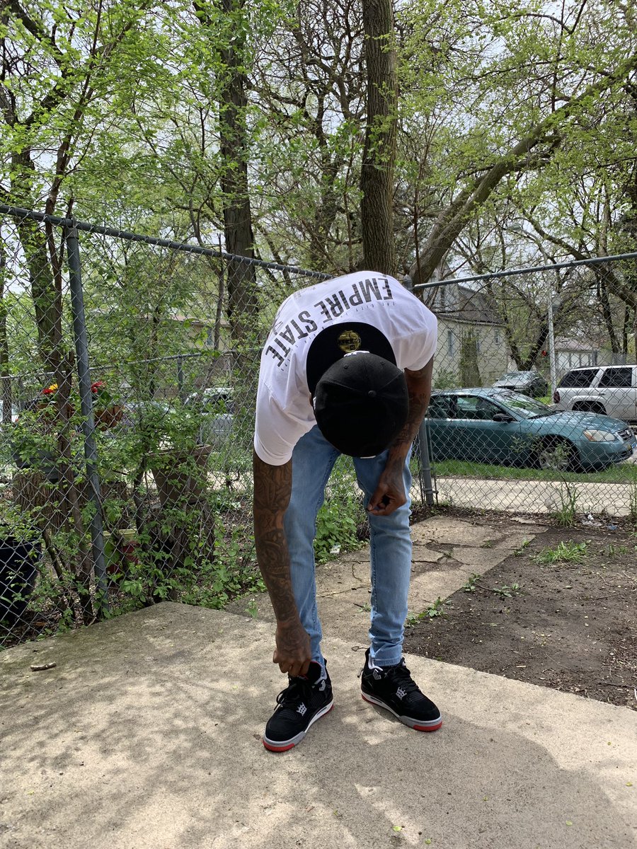 Tmoney50k's tweet photo. Ion Really fw Niggaz I pop Shit on my Own🖤.... https://t.co/riBD2z04oR