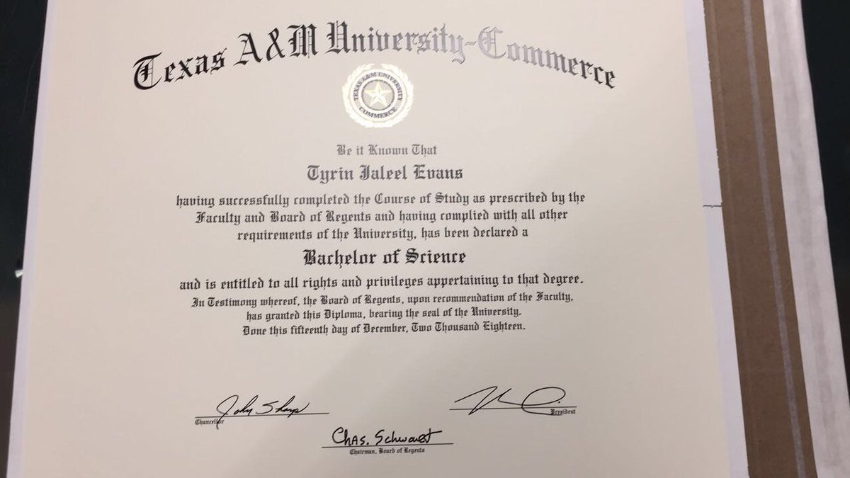 CoachEvans903's tweet photo. After a year and half break out of HS, after countless hours of studying, 4 years of getting up and going to class and continuously asking myself βwhy am I doing this?β I finally figured out #WHY GOD IS GOOD, ainβt HE???? #CallGOD #LionGRAD https://t.co/VgM3dCU2XZ